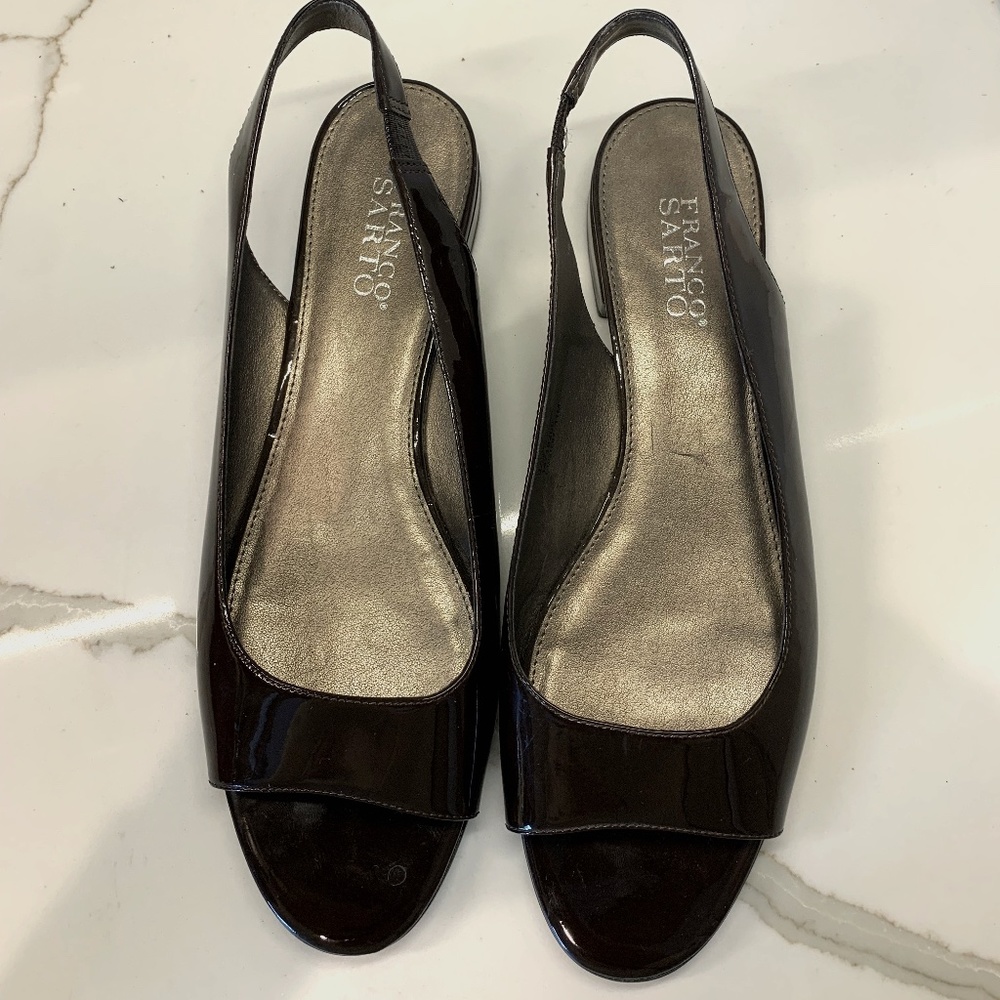 (NEW)Franco Sarto Elegant Patent Leather Sling Back Sandal